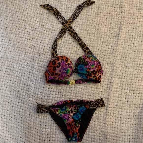 Multi pattern push up bikini with bottoms - Picture 1 of 4